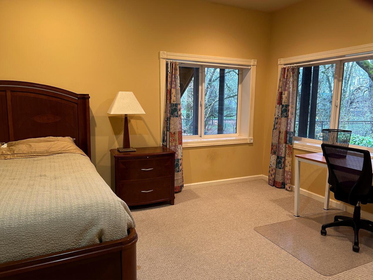 room1 Oregon, which is where they will be renting out some of their rooms for college